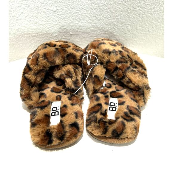 BP Slippers NEW $29 Faux Fur Animal Print Cross Band Open Toe - Picture 5 of 8